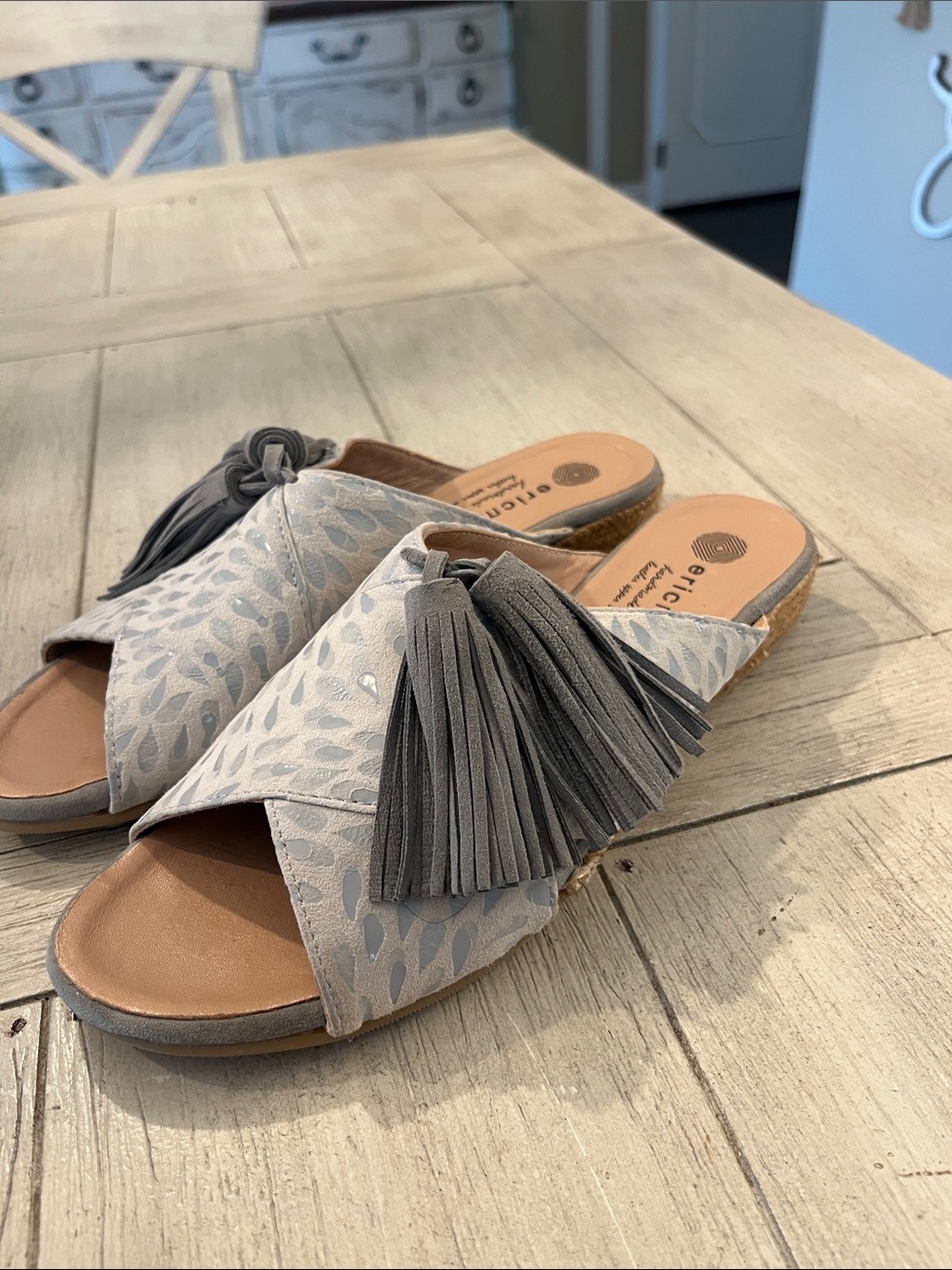 Eric Michael Light Gray Leather Cross-Band Tassel Slide Sandals